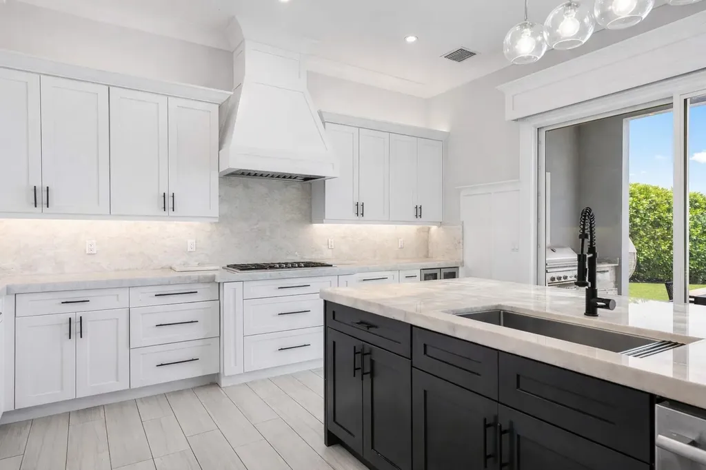 2100 Notre Dame Drive Lake Worth Beach FL 33460