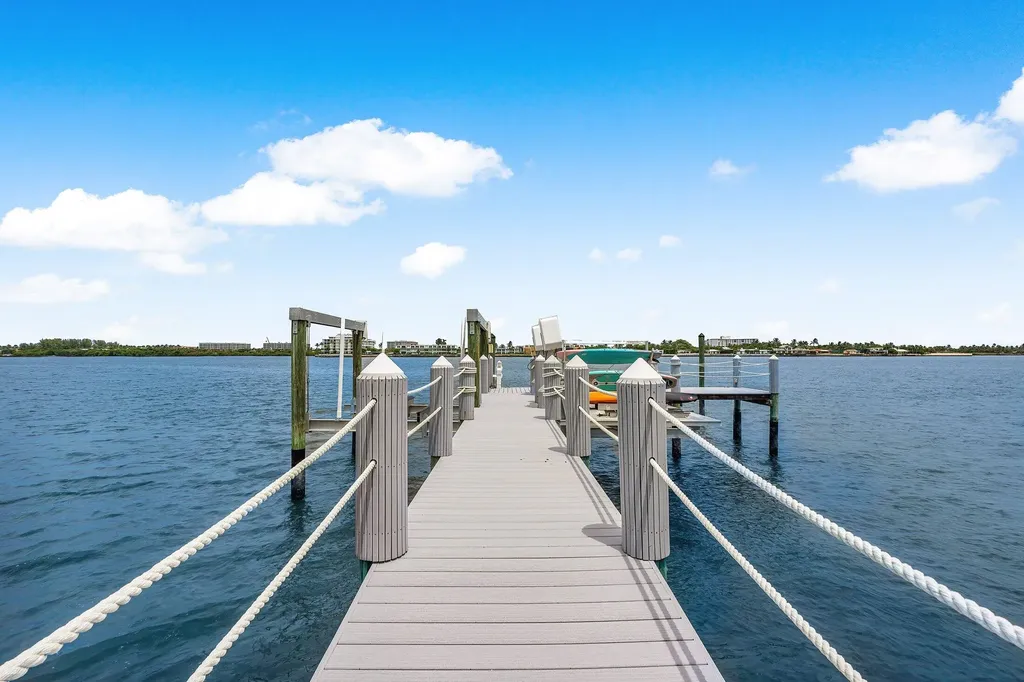 2100 Notre Dame Drive Lake Worth Beach FL 33460