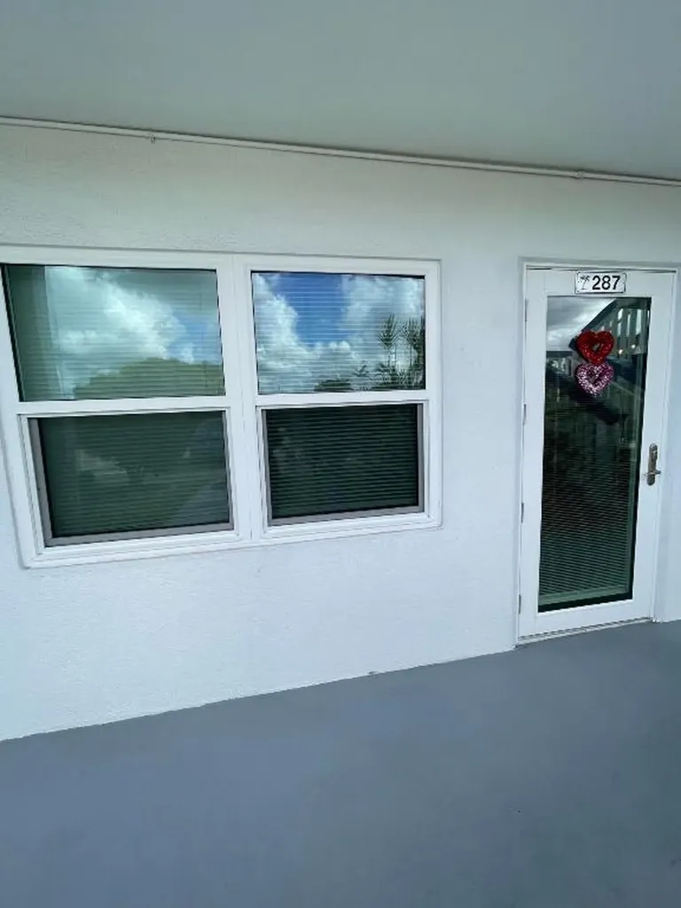 287 Prescott O Deerfield Beach FL 33442