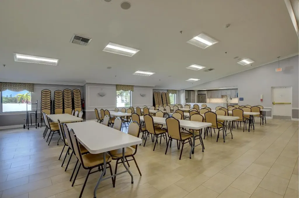 287 Prescott O Deerfield Beach FL 33442