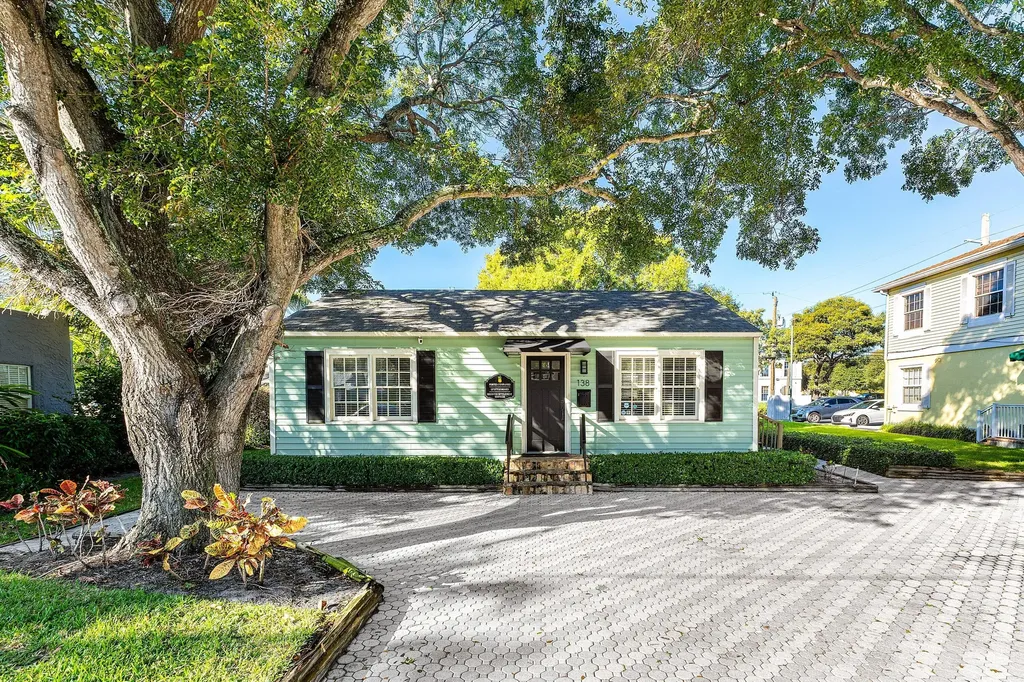 138 N Swinton Avenue Delray Beach FL 33444