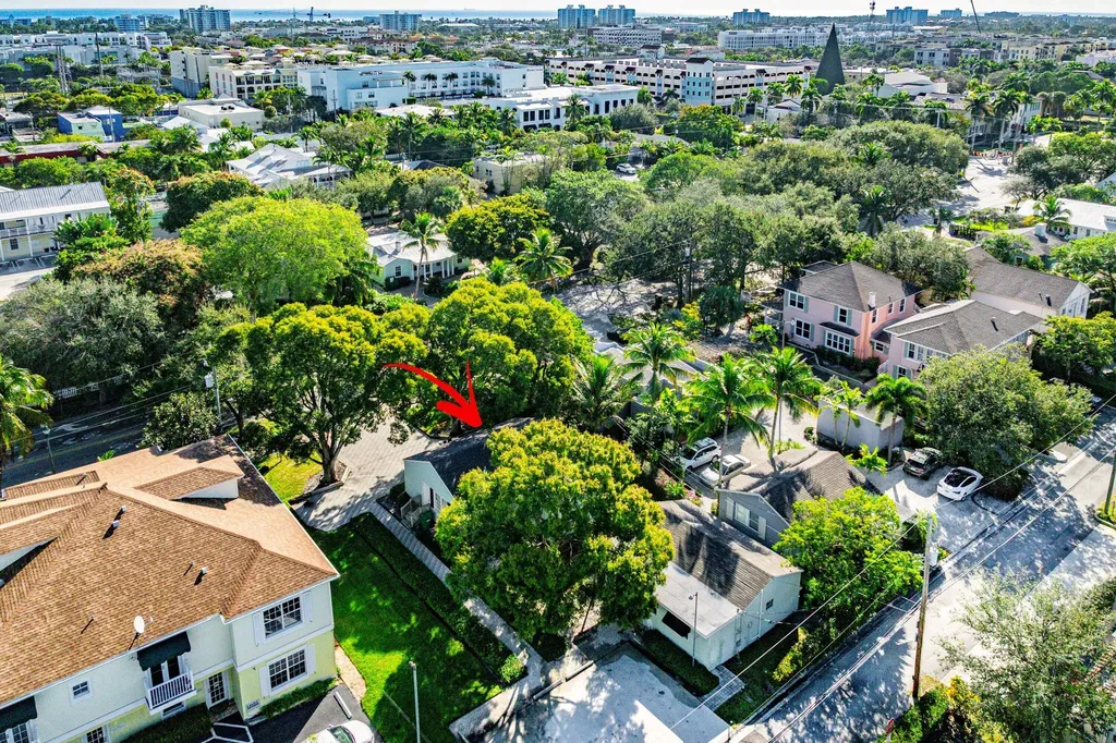 138 N Swinton Avenue Delray Beach FL 33444