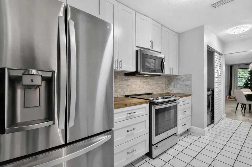 12228 Sag Harbor Court Wellington FL 33414