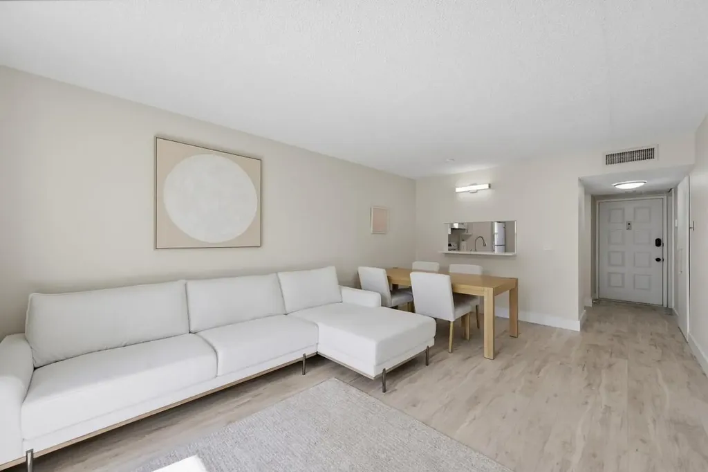 3648 N University Drive Coral Springs FL 33065