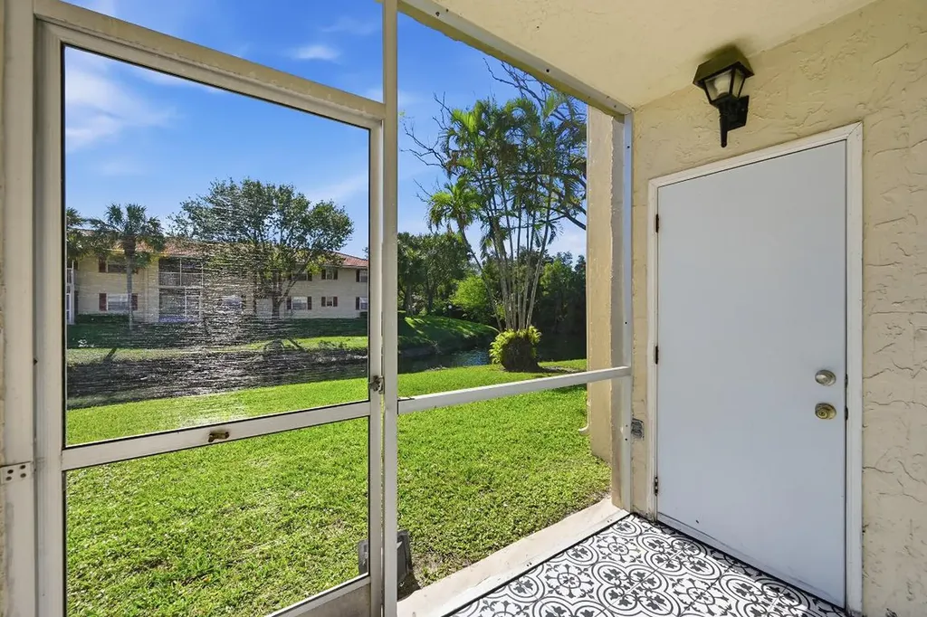 3648 N University Drive Coral Springs FL 33065