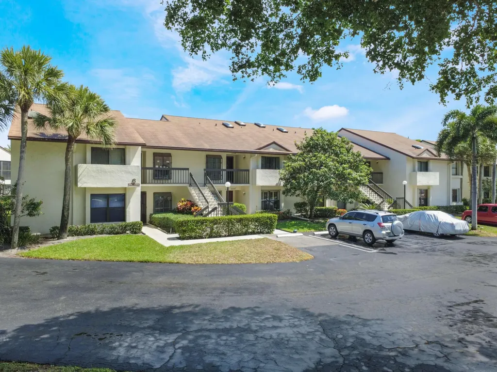 3349 Lucerne Park Drive Greenacres FL 33467