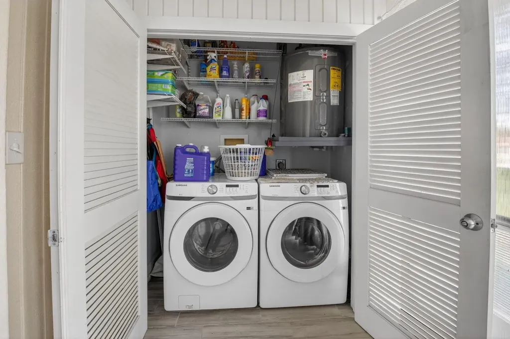 28 Via De Casas Norte Boynton Beach FL 33426