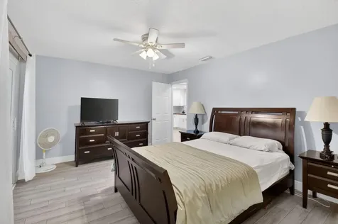 28 Via De Casas Norte Boynton Beach FL 33426