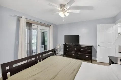 28 Via De Casas Norte Boynton Beach FL 33426