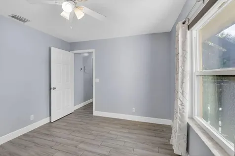28 Via De Casas Norte Boynton Beach FL 33426