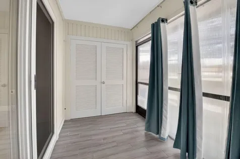 28 Via De Casas Norte Boynton Beach FL 33426