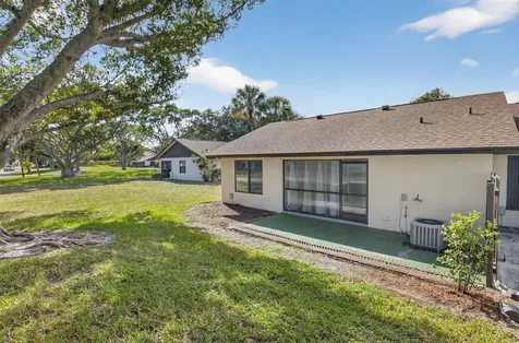28 Via De Casas Norte Boynton Beach FL 33426