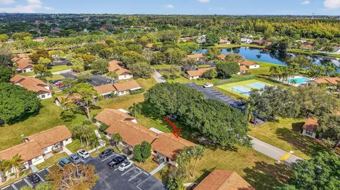 28 Via De Casas Norte Boynton Beach FL 33426