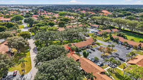 28 Via De Casas Norte Boynton Beach FL 33426