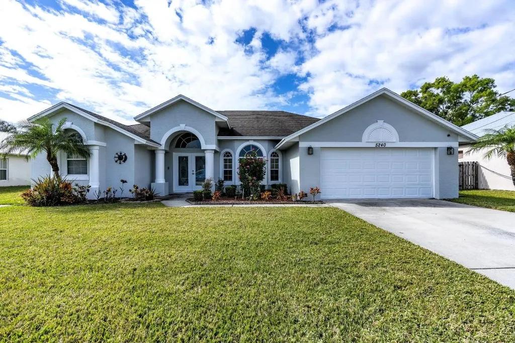 5240 NW Jannebo Street Port St Lucie FL 34986