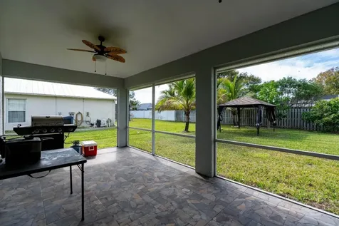 5240 NW Jannebo Street Port St Lucie FL 34986
