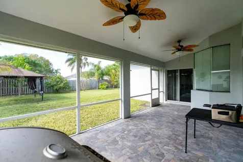 5240 NW Jannebo Street Port St Lucie FL 34986