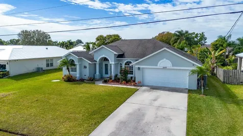 5240 NW Jannebo Street Port St Lucie FL 34986