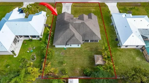 5240 NW Jannebo Street Port St Lucie FL 34986