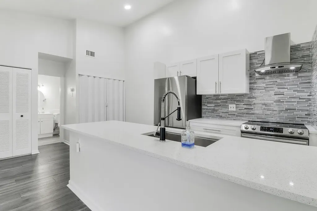 6392 Chasewood Drive Jupiter FL 33458