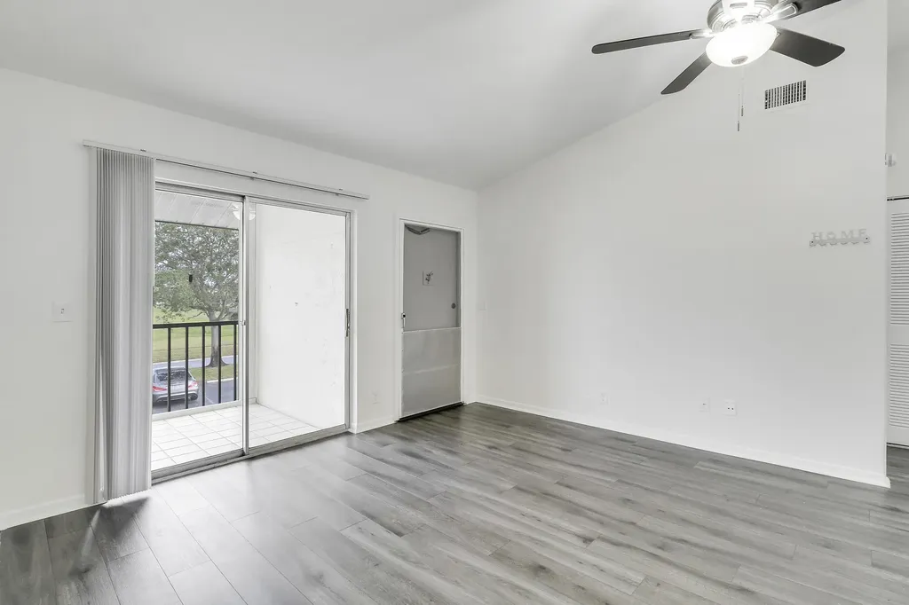 6392 Chasewood Drive Jupiter FL 33458