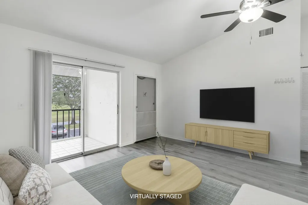 6392 Chasewood Drive Jupiter FL 33458