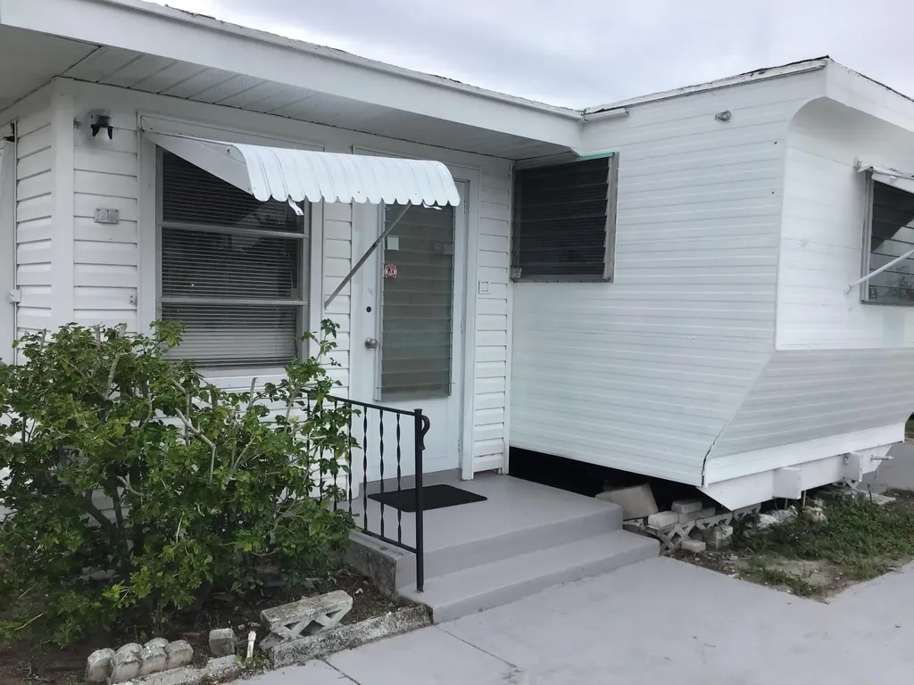 2886 Croton Lane West Palm Beach FL 33403