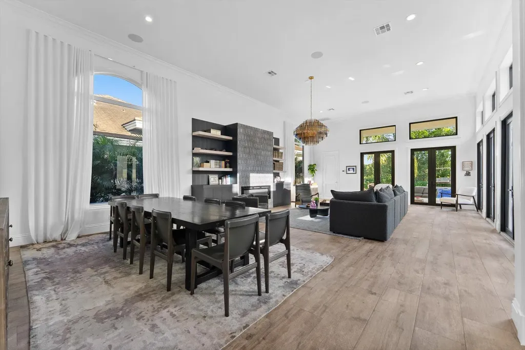 7955 Mandarin Drive Boca Raton FL 33433