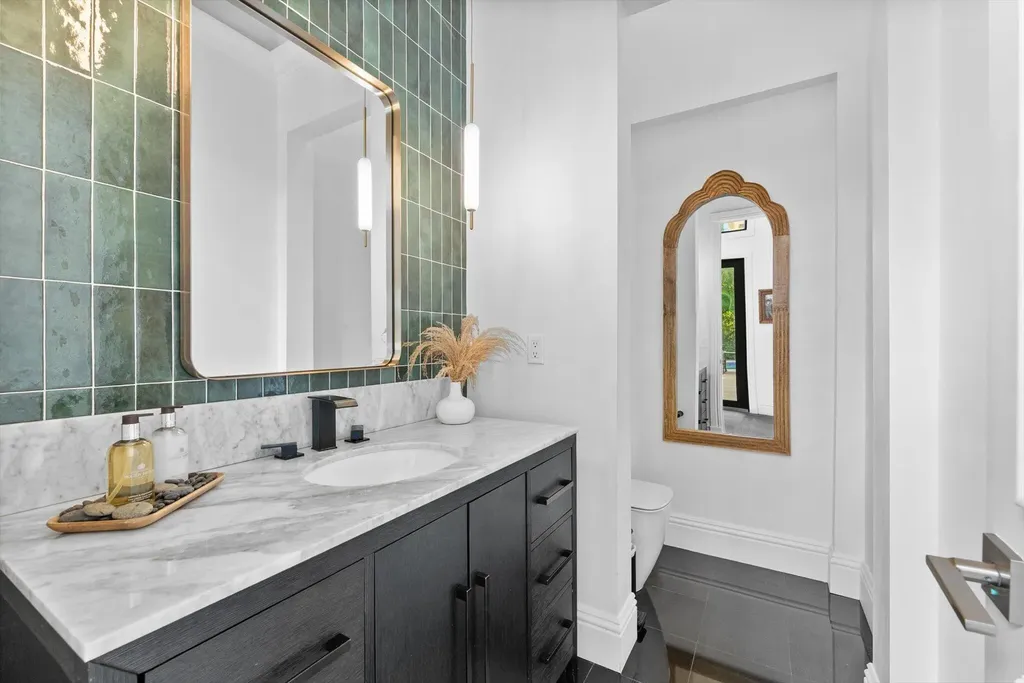 7955 Mandarin Drive Boca Raton FL 33433