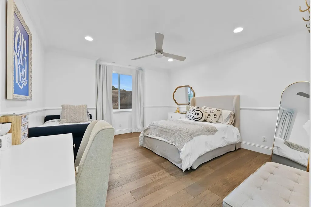 7955 Mandarin Drive Boca Raton FL 33433
