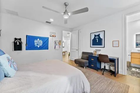 7955 Mandarin Drive Boca Raton FL 33433