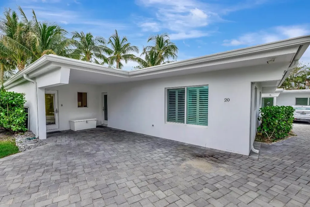 1212 Hillsboro Mile Hillsboro Beach FL 33062