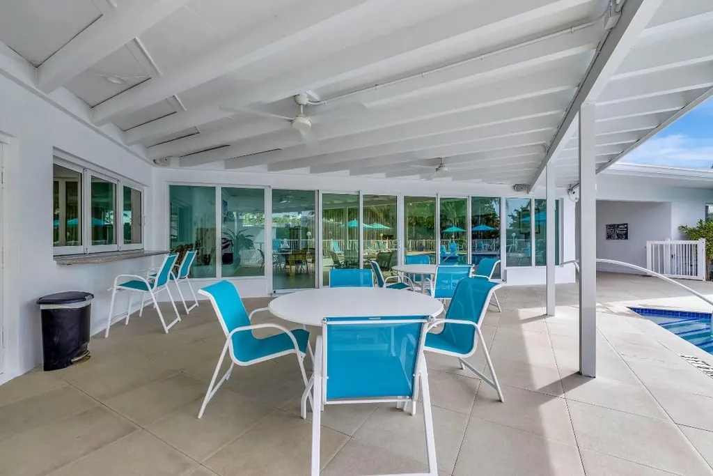 1212 Hillsboro Mile Hillsboro Beach FL 33062