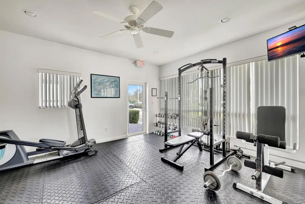 1212 Hillsboro Mile Hillsboro Beach FL 33062