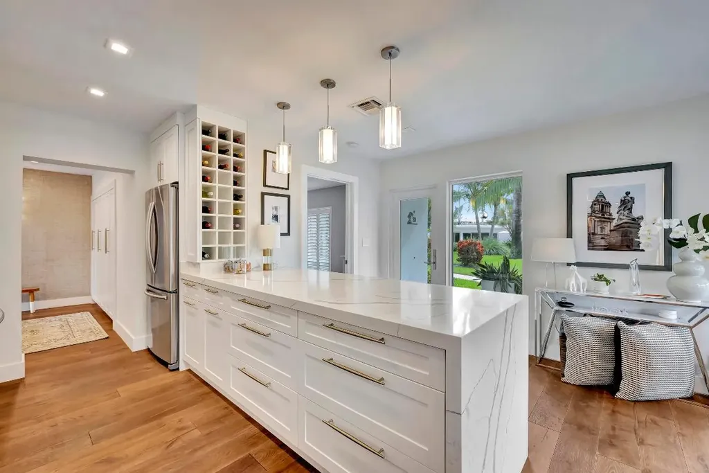 1212 Hillsboro Mile Hillsboro Beach FL 33062