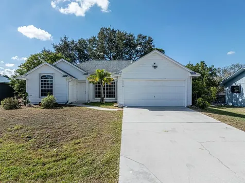 1116 SE Puritan Lane Port St Lucie FL 34983