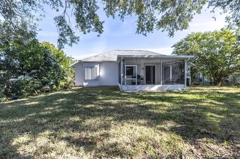 1116 SE Puritan Lane Port St Lucie FL 34983