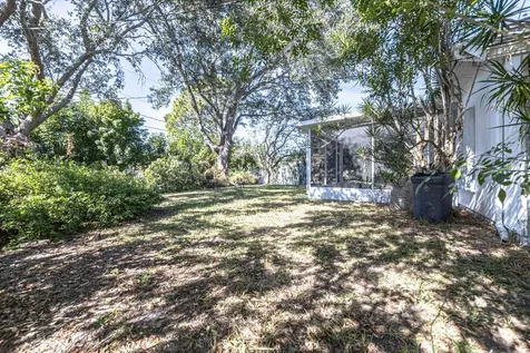 1116 SE Puritan Lane Port St Lucie FL 34983