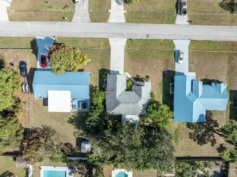 1116 SE Puritan Lane Port St Lucie FL 34983