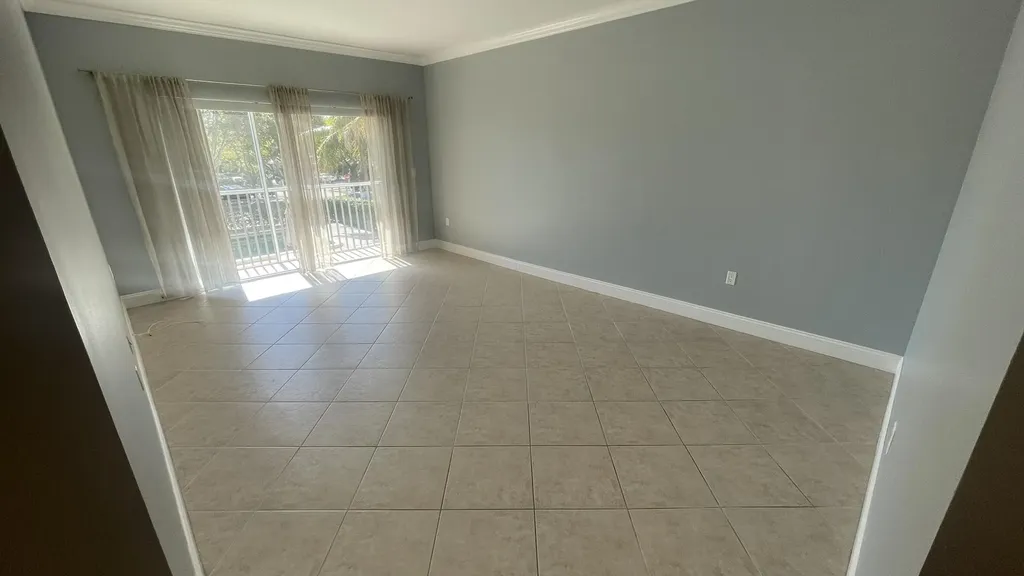 50 SW 3rd Avenue Boca Raton FL 33432