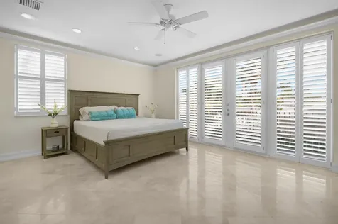 814 N Victoria Park Road Fort Lauderdale FL 33304