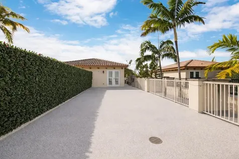 814 N Victoria Park Road Fort Lauderdale FL 33304