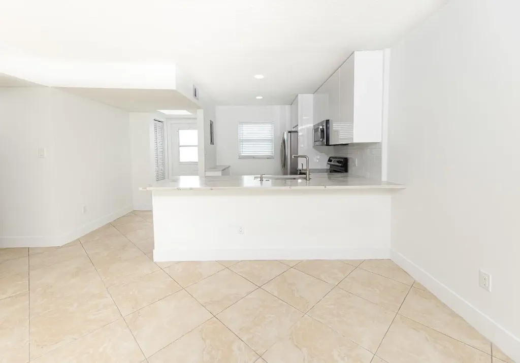 2600 Fiore Way Delray Beach FL 33445