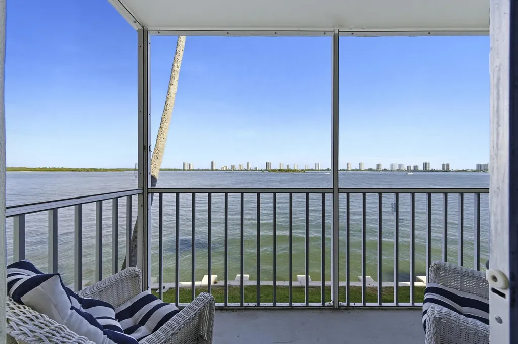 100 Doolen Court North Palm Beach FL 33408