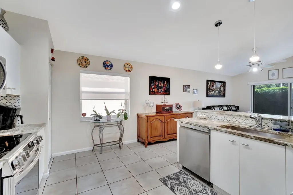 5670 Swaying Palm Lane Boynton Beach FL 33437