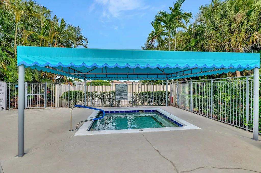 5670 Swaying Palm Lane Boynton Beach FL 33437