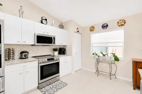 5670 Swaying Palm Lane Boynton Beach FL 33437