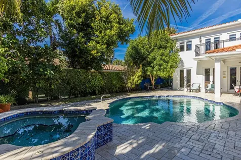 860 E Park Drive Boca Raton FL 33432