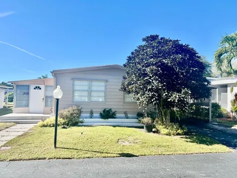6741 NW 44th Way Coconut Creek FL 33073