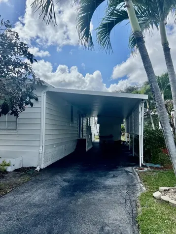 6741 NW 44th Way Coconut Creek FL 33073